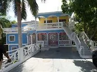 Chateau Margarite Villa 蒙特哥贝